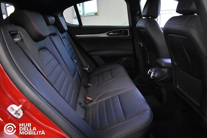 ALFA ROMEO Stelvio 2.2 Turbodiesel 210 CV AT8 Q4 Tributo Italiano